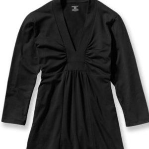 Patagonia Women's Black Respite Top - Ruched V Neck 3/4 Sleeve Stretchy Knit